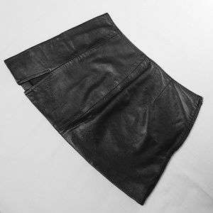 🔥Vtg Black Leather Mini Skirt🔥